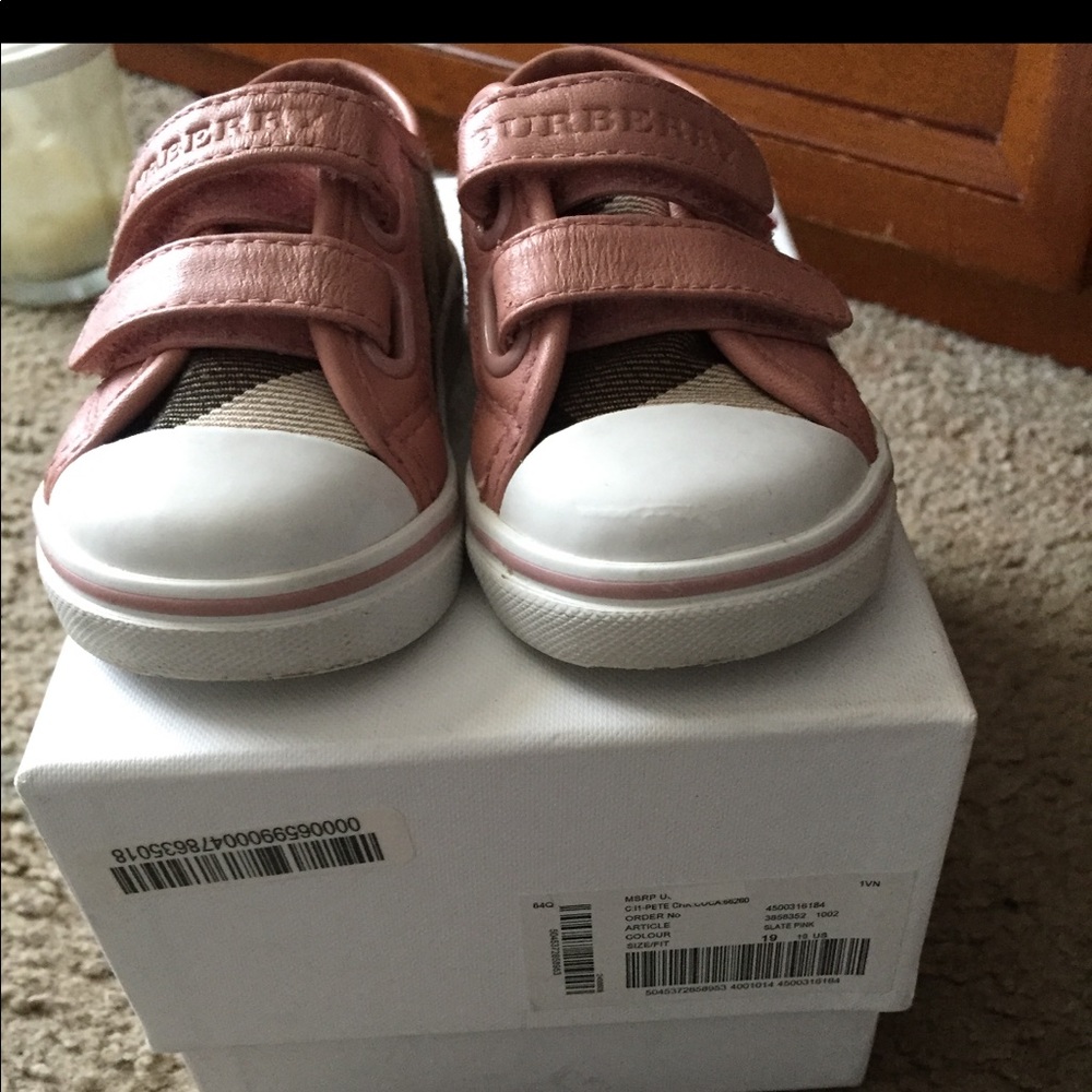 Burberry shoes
